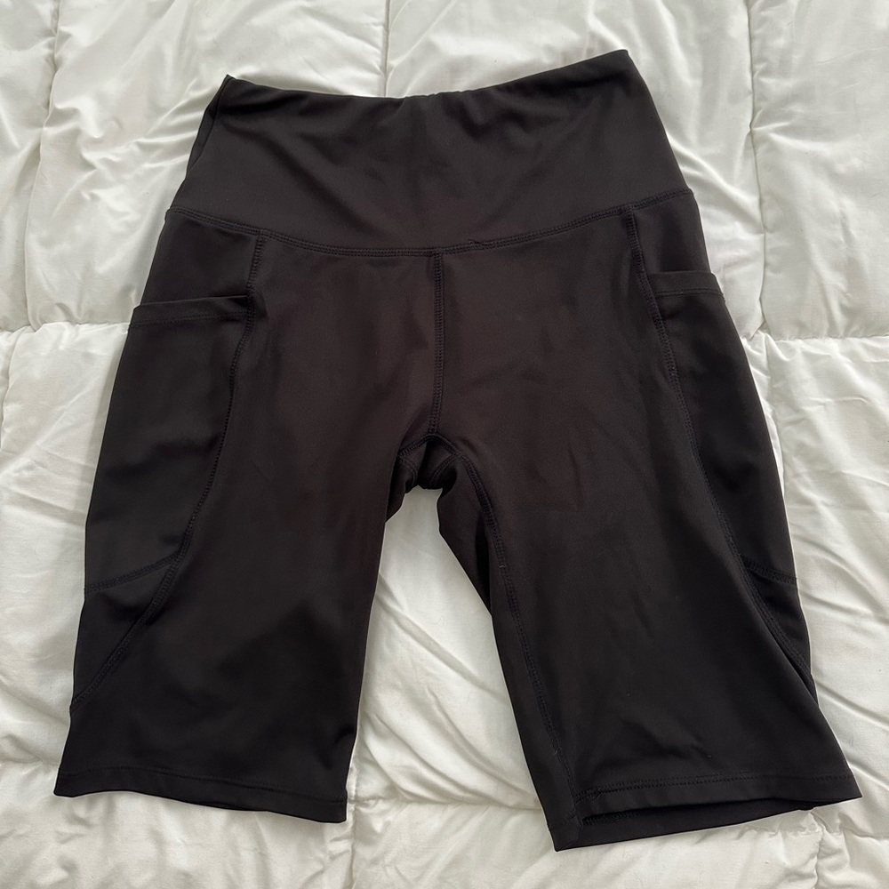 athletic biking shorts